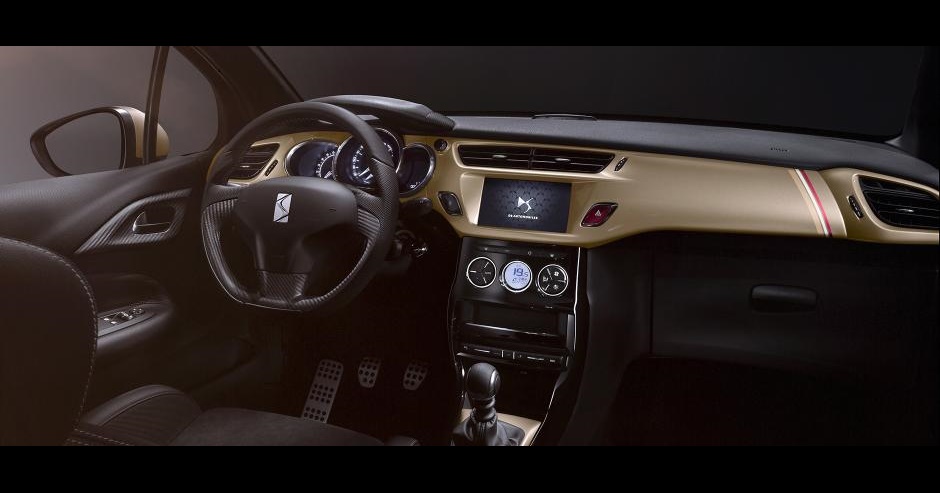 New  DS  3